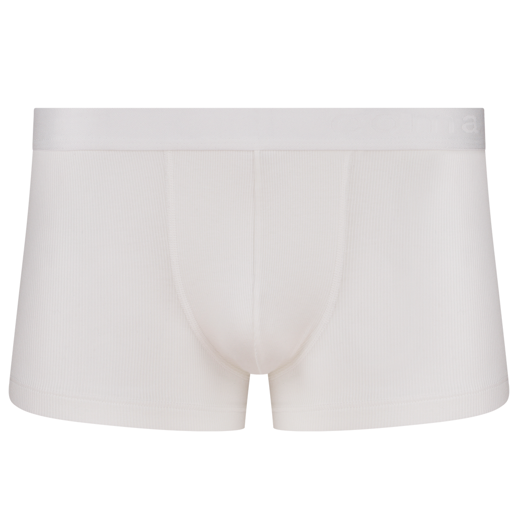 Weisse Boxershorts aus gerippter Biobaumwolle von vorne