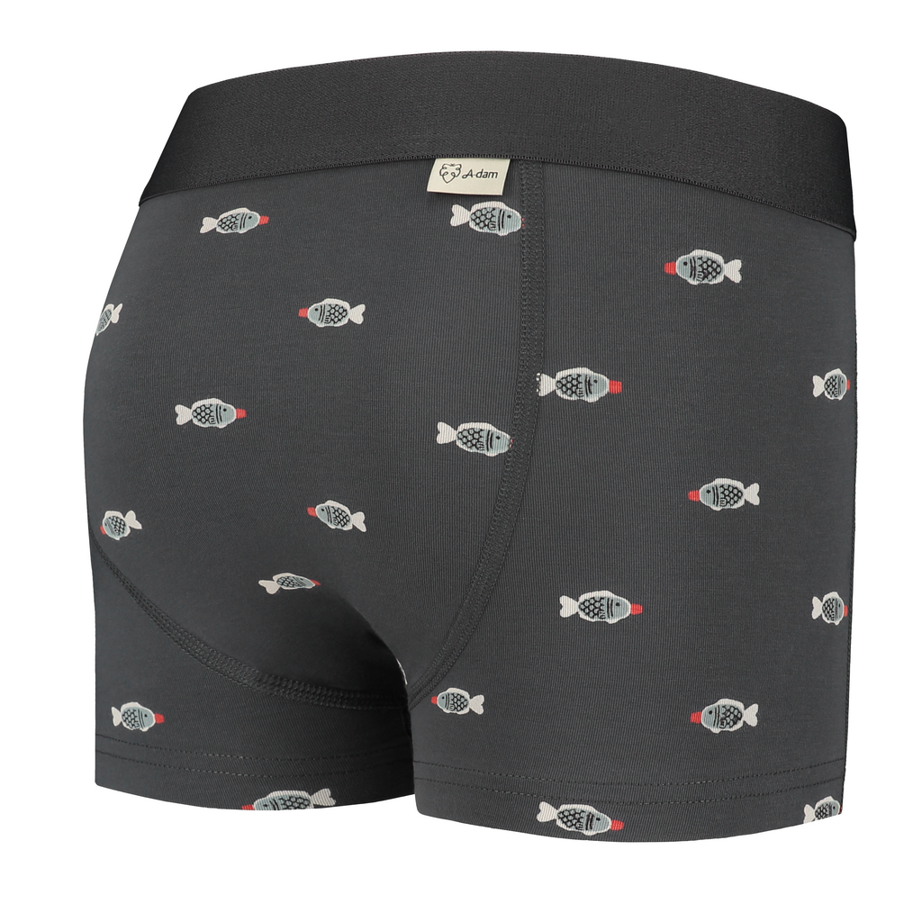 schwarze Boxershorts aus Biobaumwolle von A-dam mit Sushi-Fischen