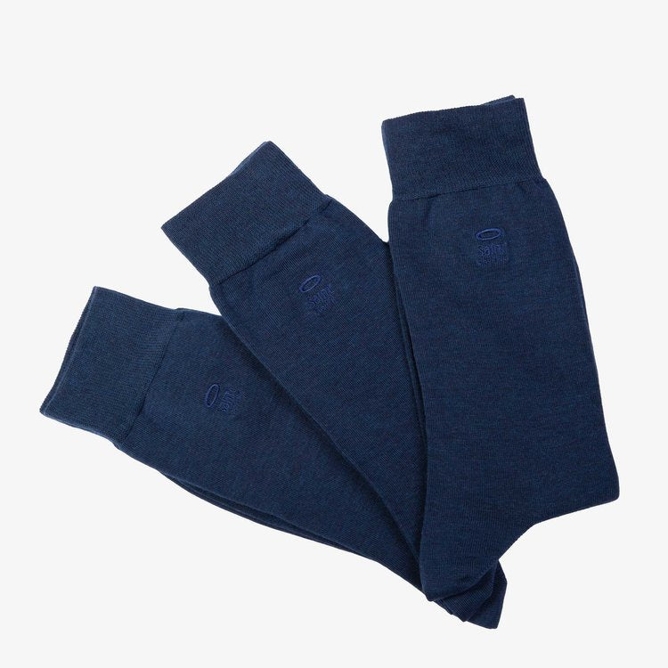 Atmungsaktive Socken aus Eukalyptus Tencel in dunkelblau 